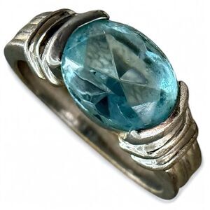 Silver Tone Ring with Oval Blue Stone – Size 10 – Read Description